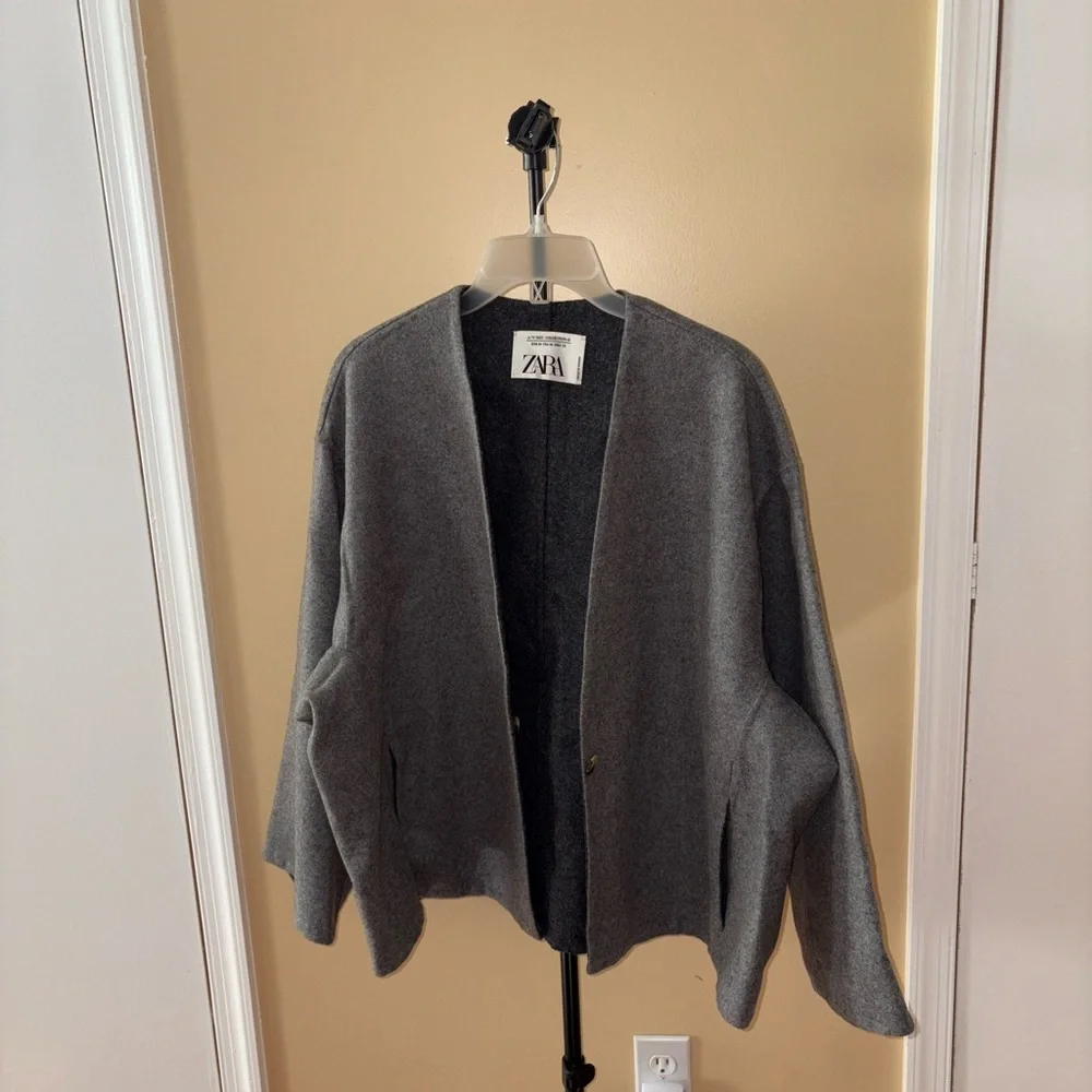 Zara Charcoal Gray Open Front Women’s Sweater Jacket - Picture 3 of 6